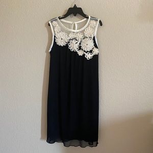 Girls Black and White Dress with Flowers!